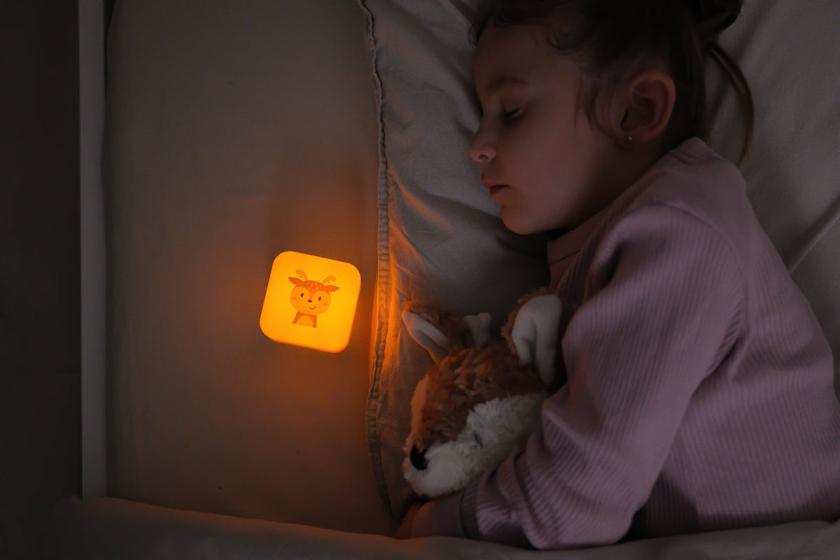 Cloud B Cube B Portable Nightlight - Finley Fawn
