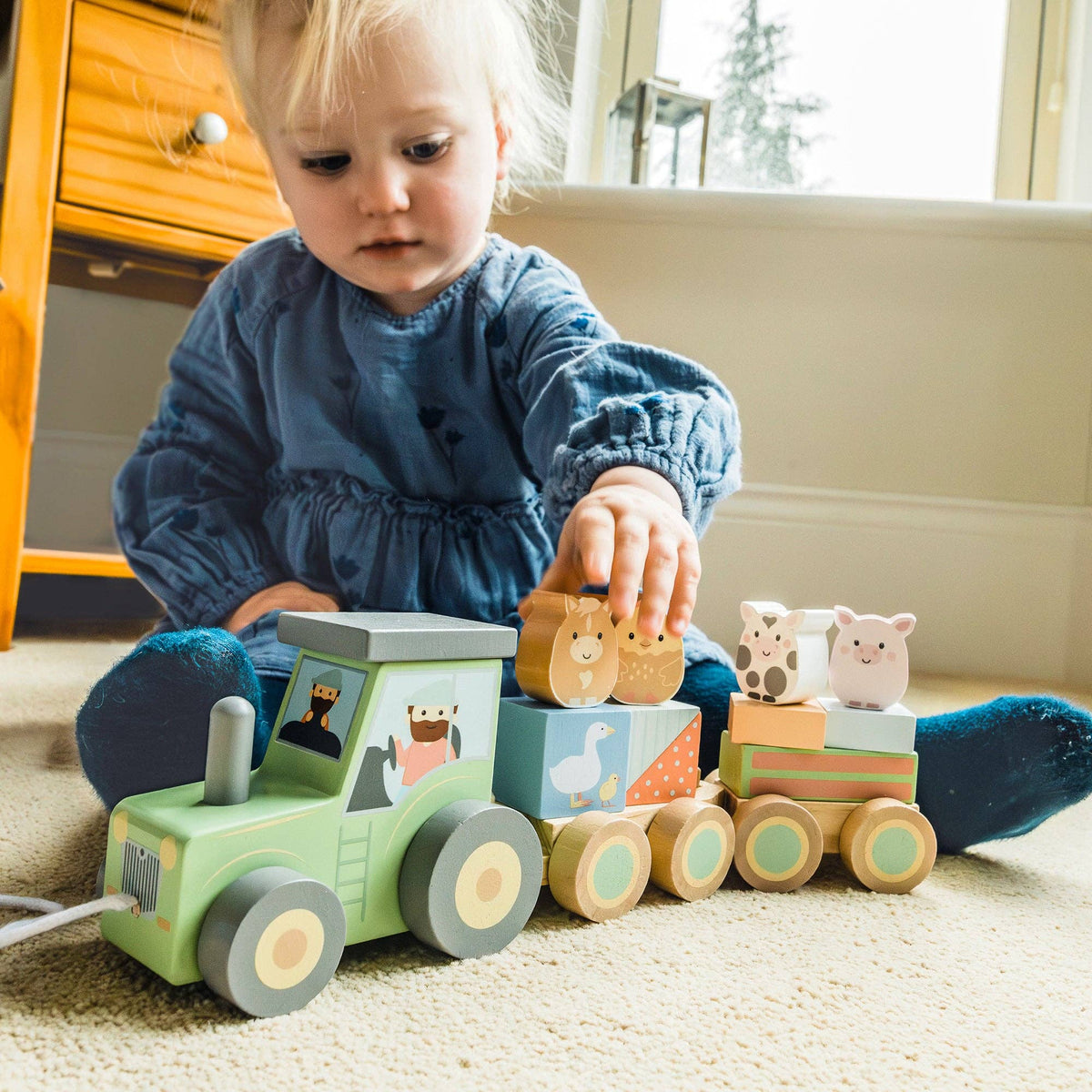 Orange Tree Toys - Farmyard Animal Puzzle Tractor