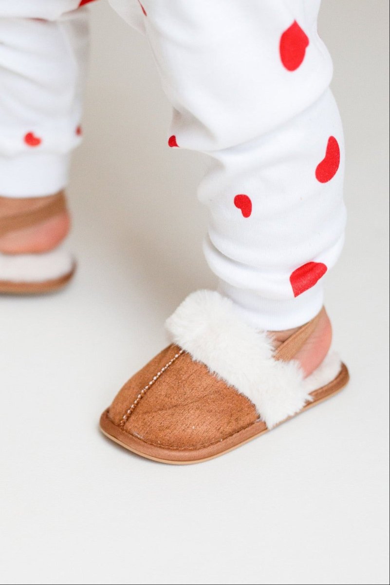 Cozy Crew Club - Fur Slippers for Babies & Toddlers - Beige, Brown or Pink