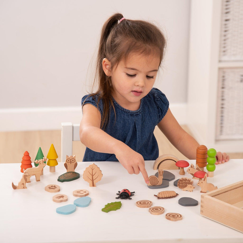 Woodland Trail Set with Trees, Leaves & Animals