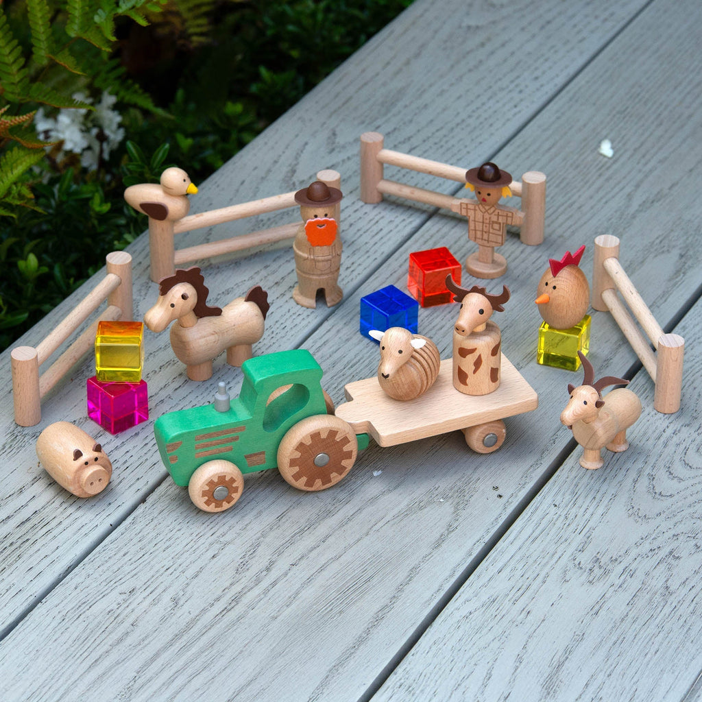 Wooden Farm Set - 11 pieces
