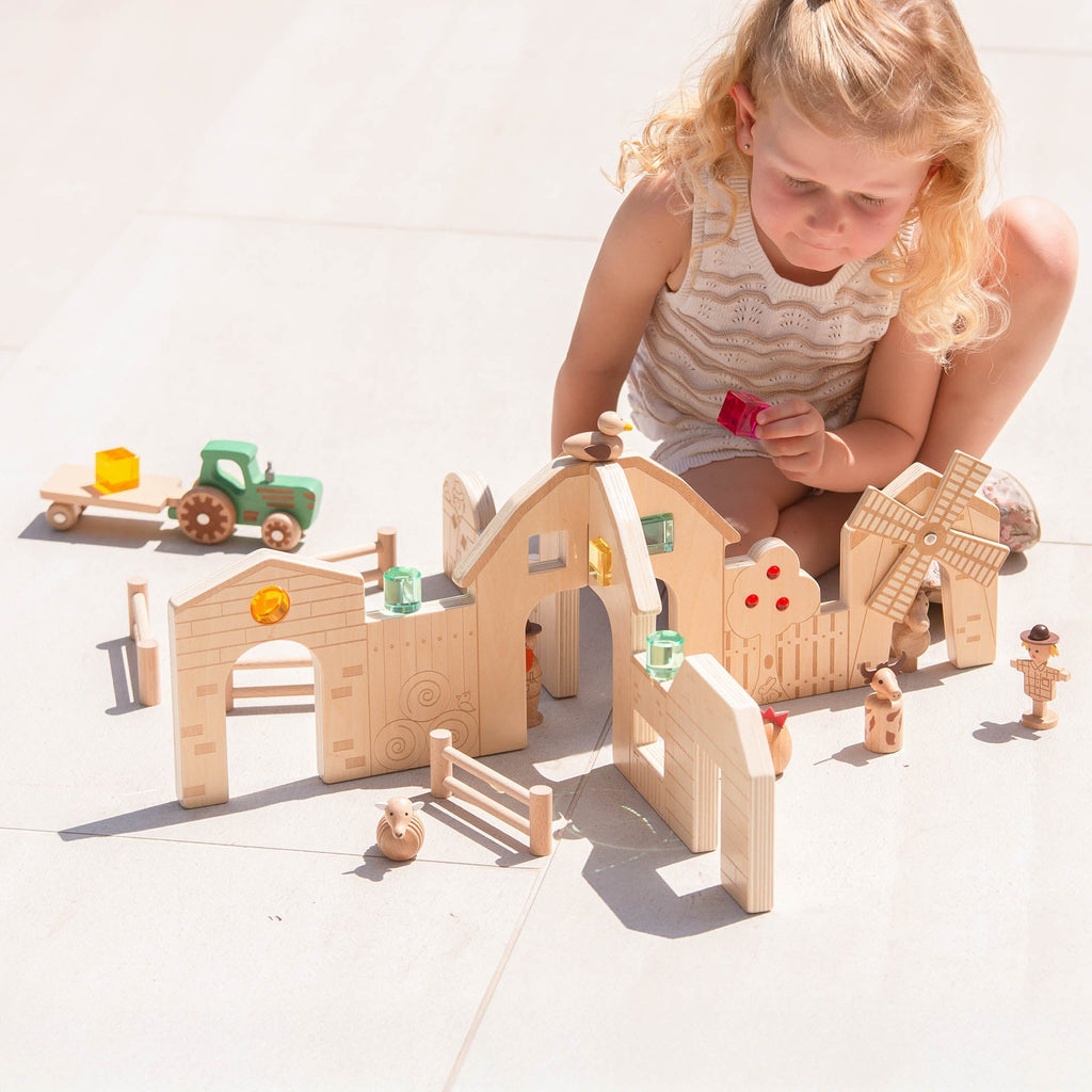 Wooden Farm Set - 11 pieces