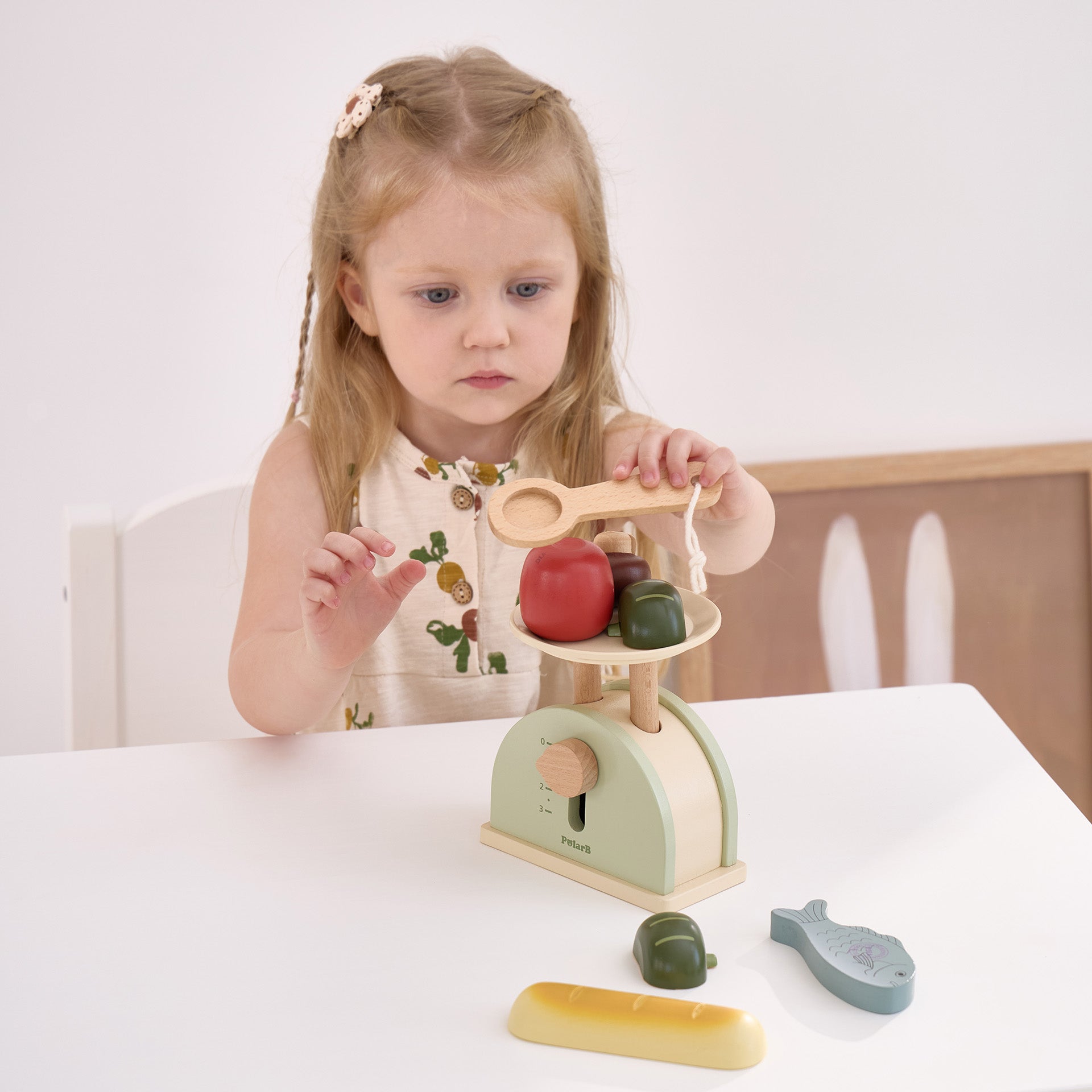Wooden Weighing Scale