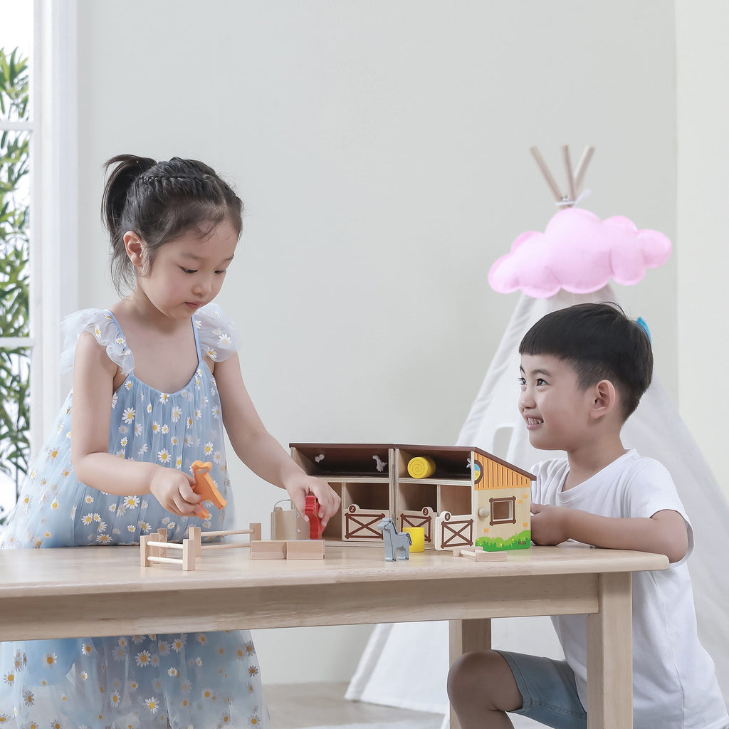 Wooden Foldable Stable Playset