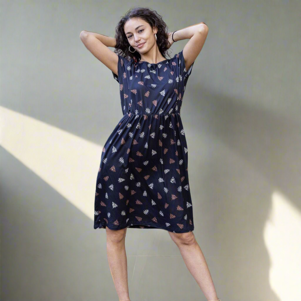 The Knee Length Breastfeeding Dress - Navy Christmas Tree