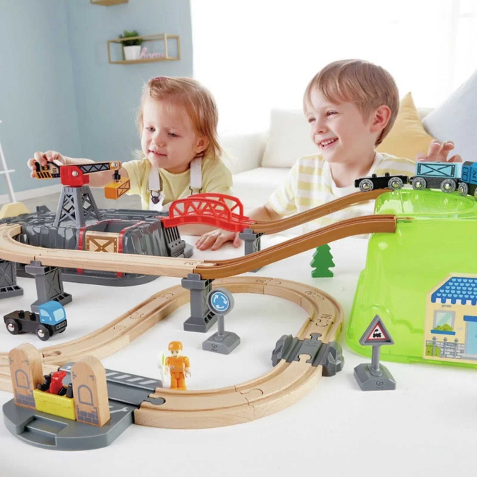 Hape Wooden Railway Bucket Builder Set