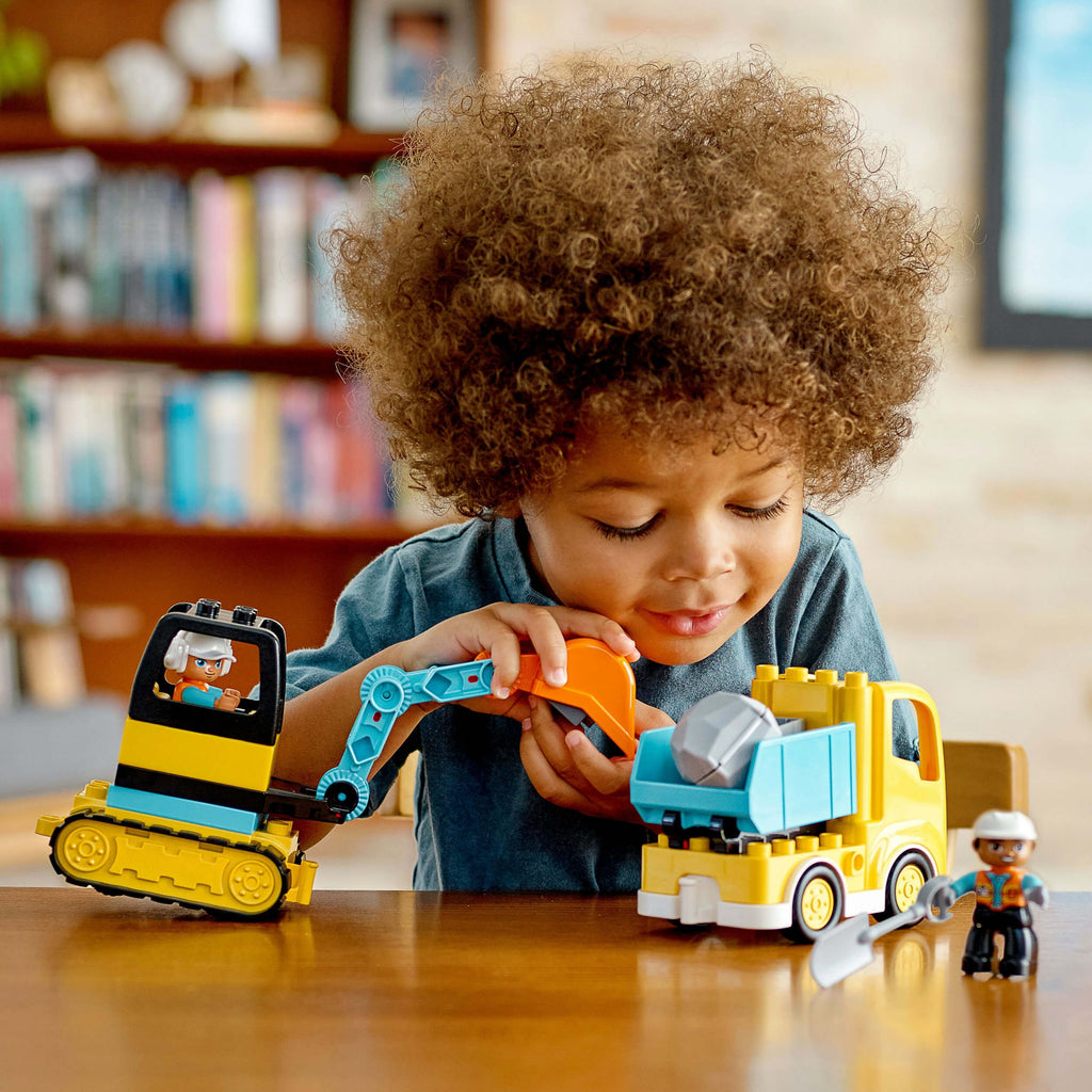DUPLO Truck and Tracked Excavator - 10931