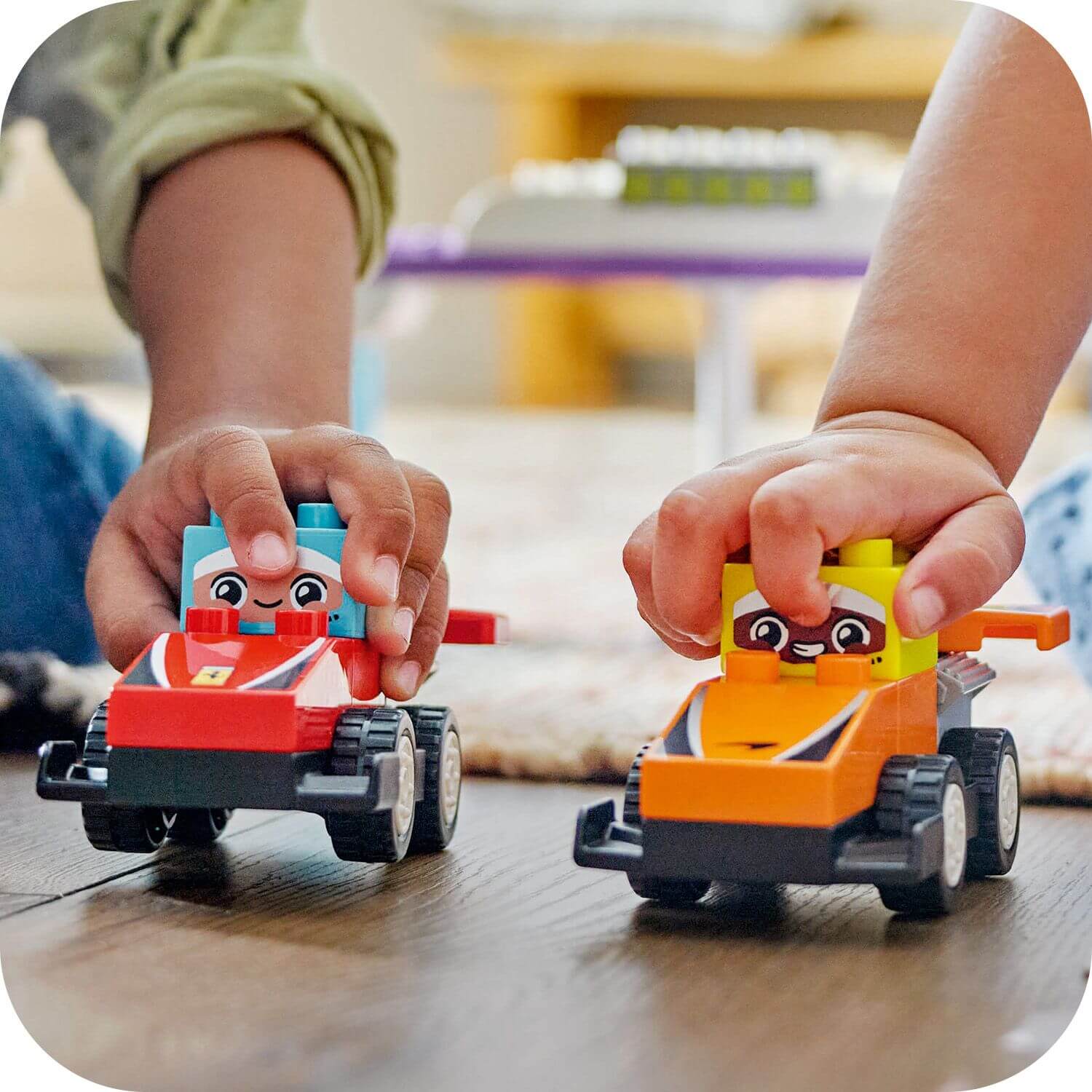 DUPLO F1 Team Race Cars & Drivers - 10445