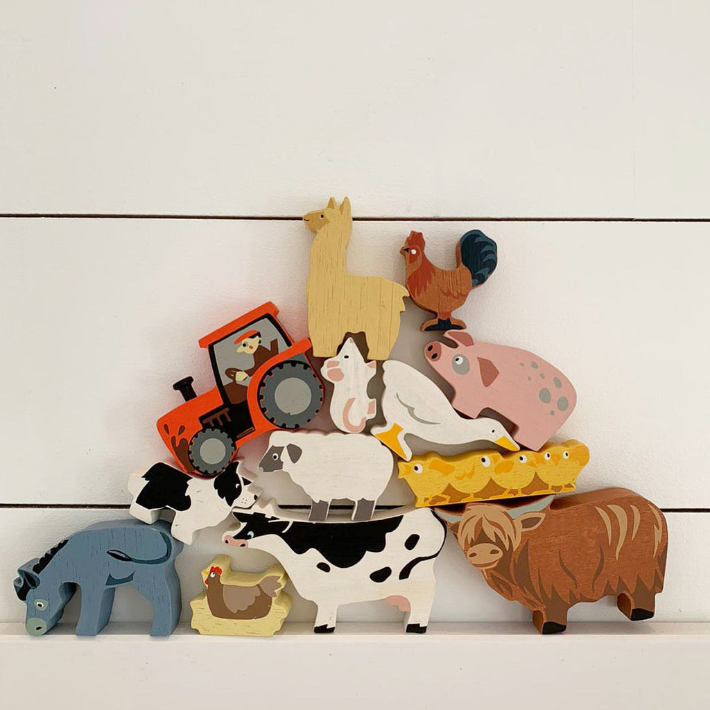 Wooden Farmyard Animals Shelf - Set of 13