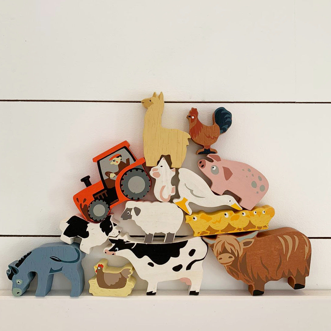 Wooden Farmyard Animals Shelf - Set of 13