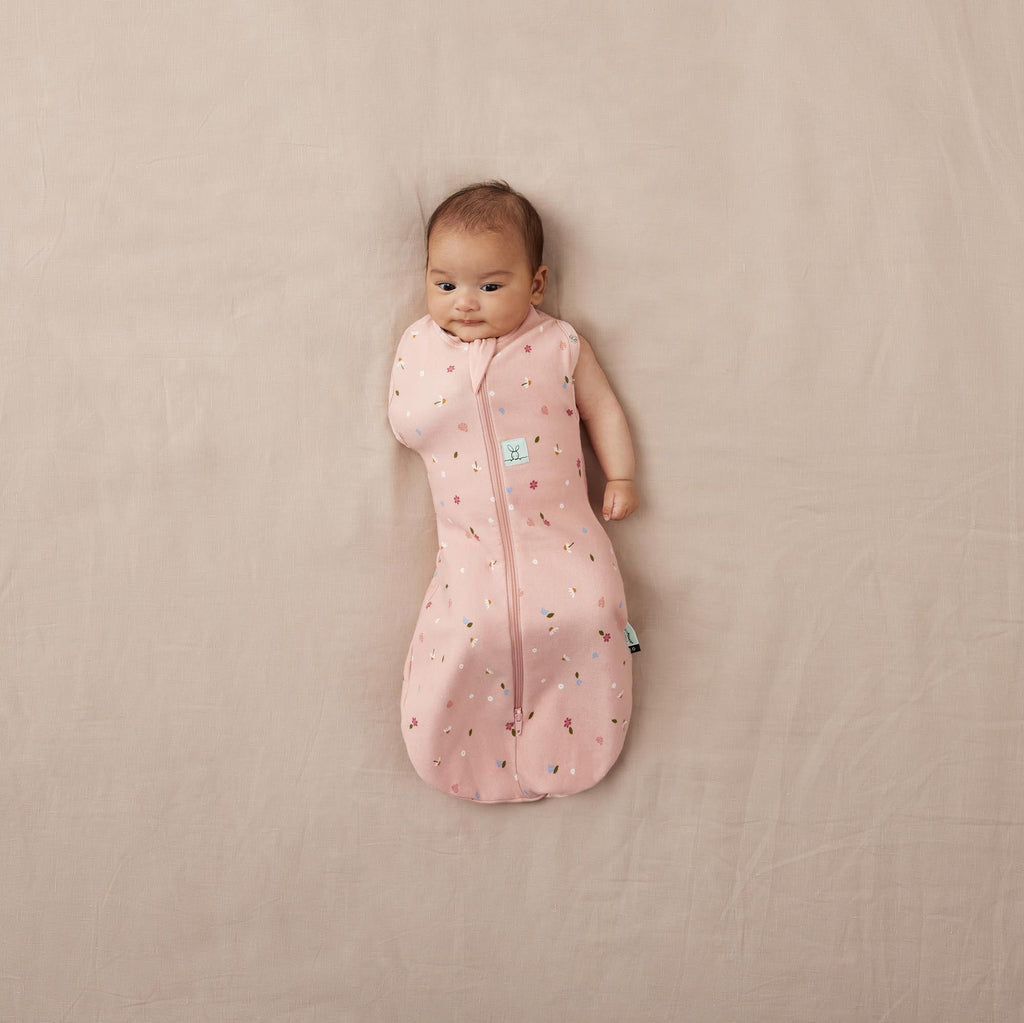 ergoPouch - Organic All Year Cocoon Swaddle Sleeping Bag - Daisy - 1.0 TOG