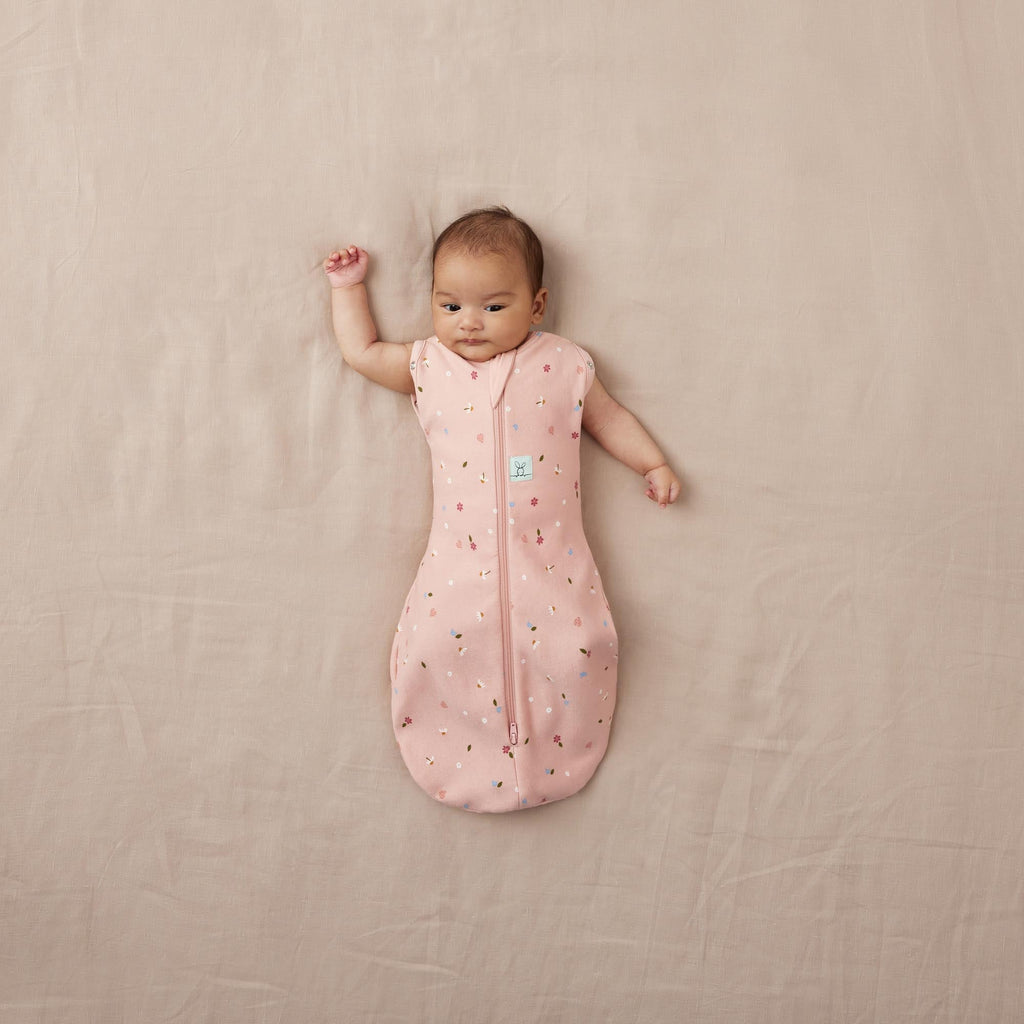ergoPouch - Organic All Year Cocoon Swaddle Sleeping Bag - Daisy - 1.0 TOG