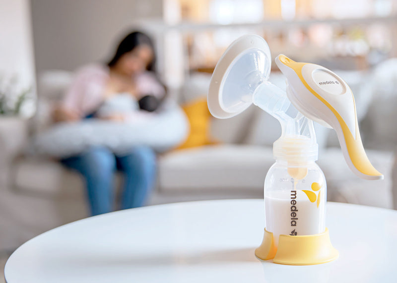 Medela Harmony Essentials Breast Pump & Feed Pack