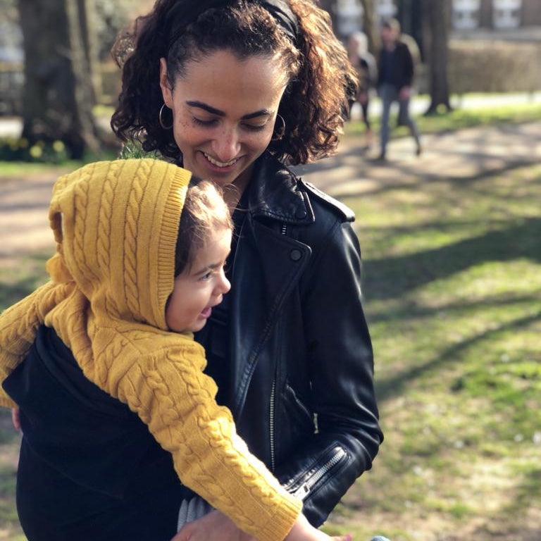 Integra Baby Carrier Size 2 (18 months to 3.5 years) - Black Velvet