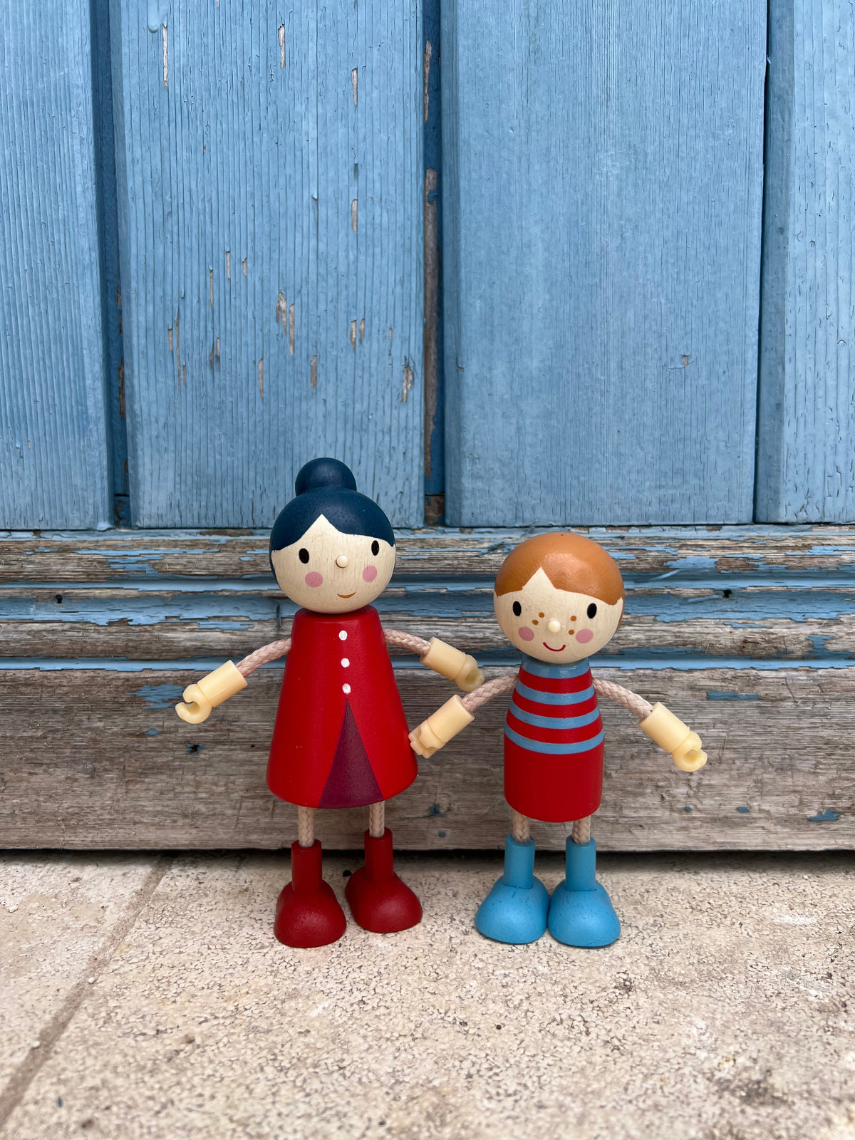 Tender Leaf Toys Doll Family
