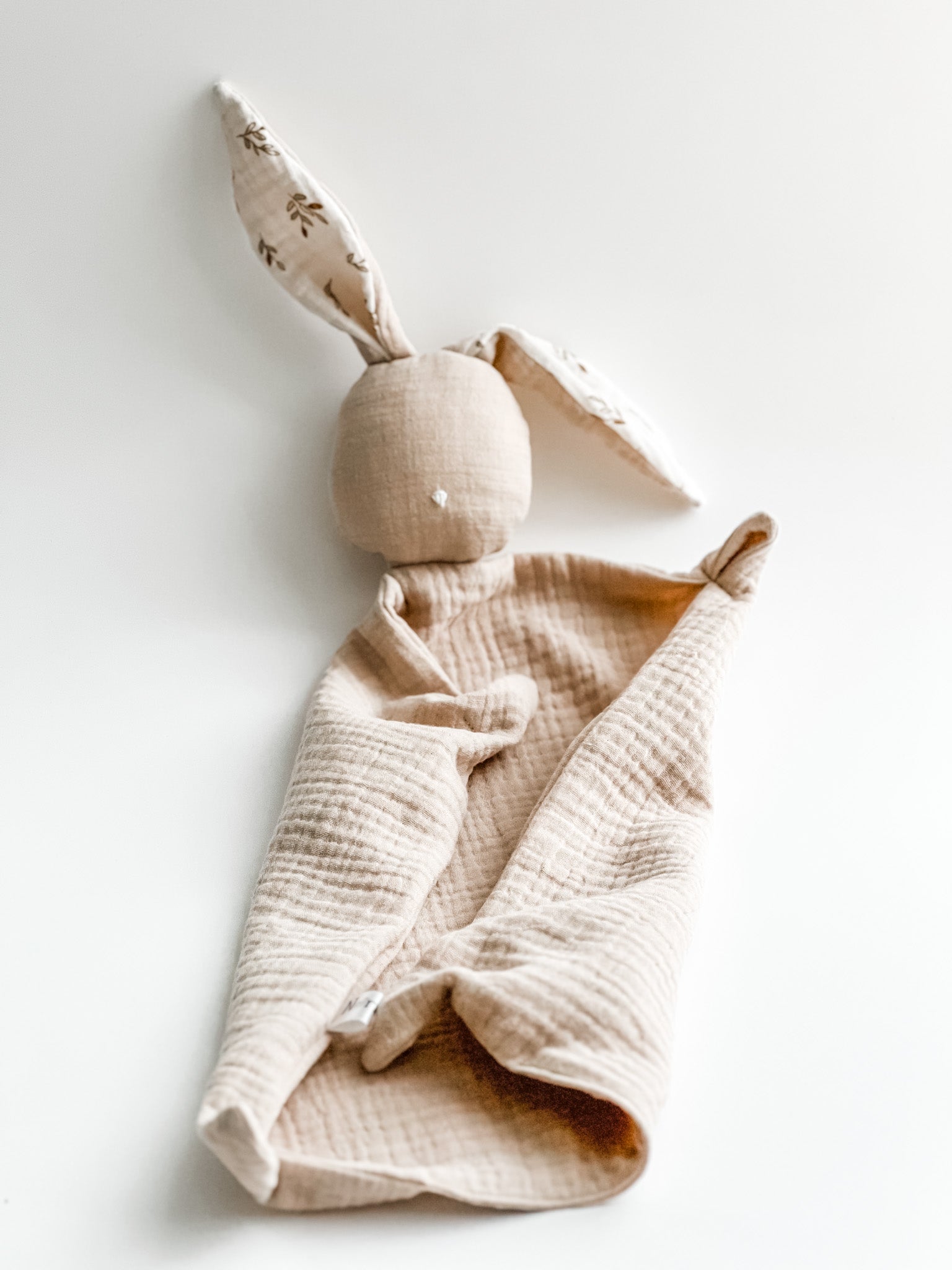 Norishor - Bunny Comforter - Oat / Small Leaves
