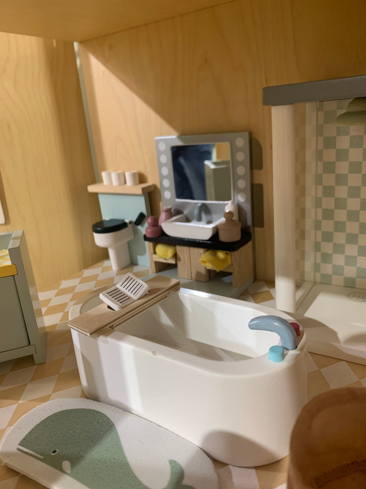 Tender Leaf Toys Wooden Dolls House Furniture Set - Bathroom
