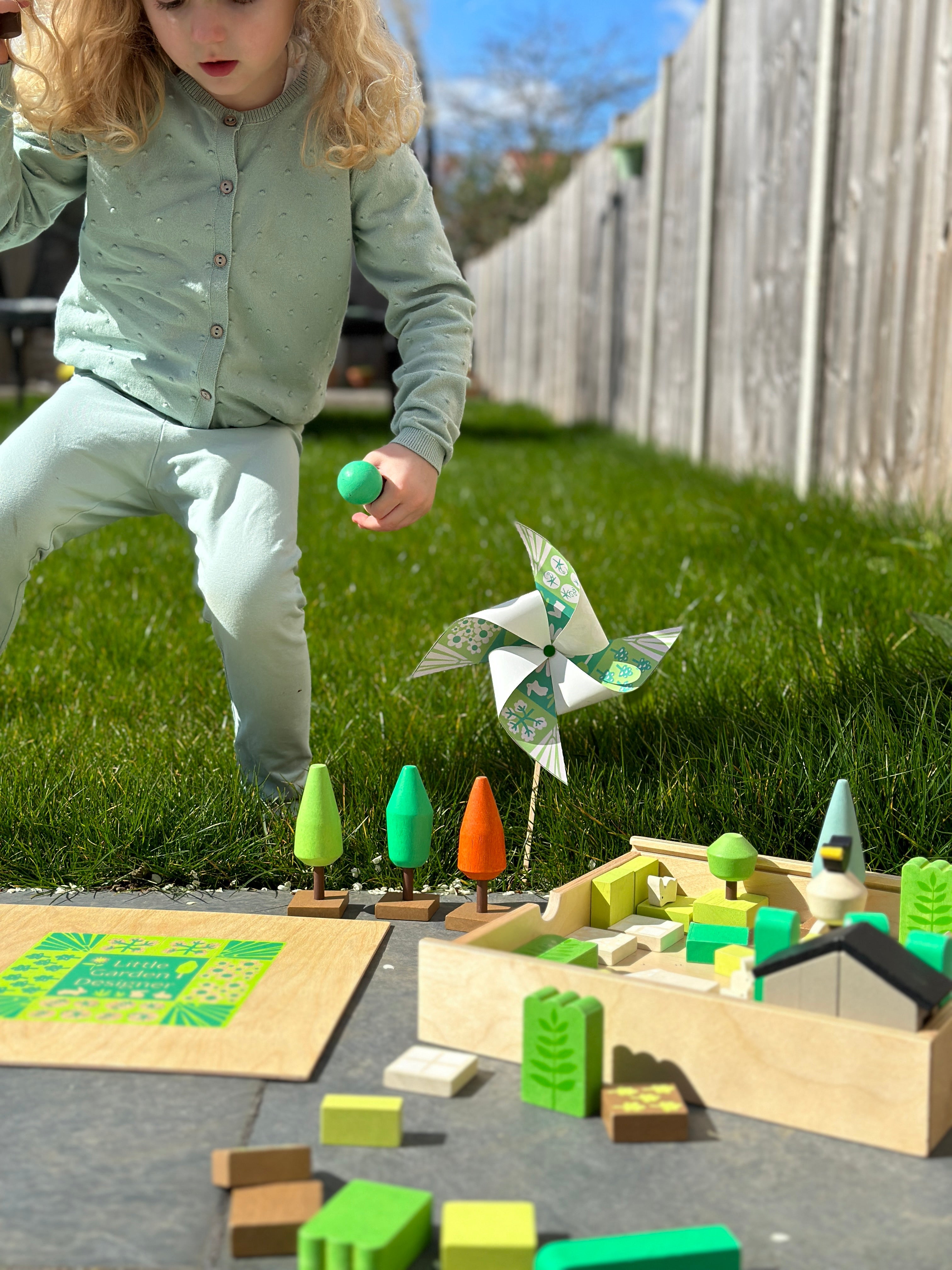 Wooden Little Garden Designer Playset with 64 Pieces