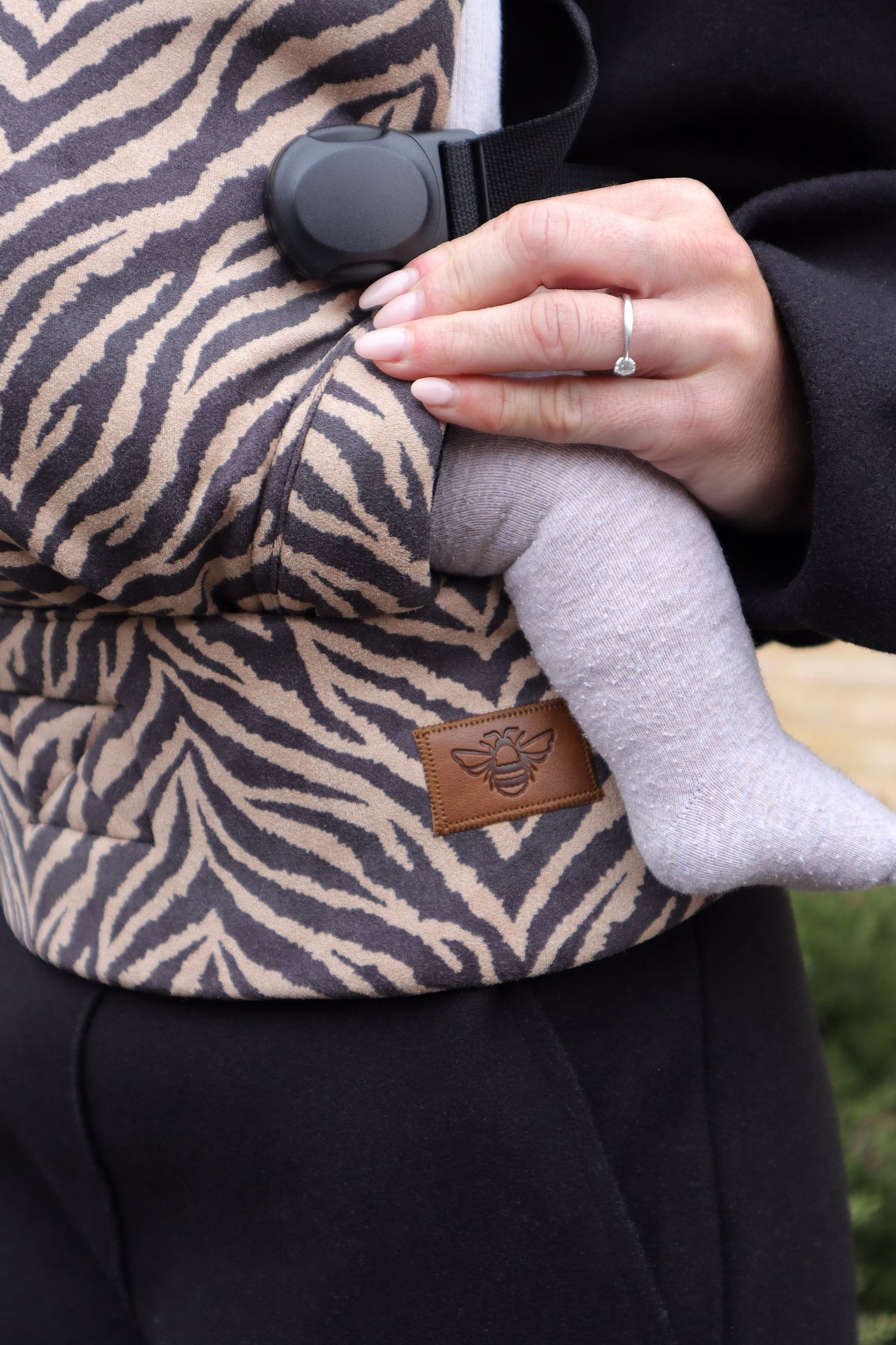 Bizzi Growin Nomad Air Animal Print Baby Carrier - Zebrano
