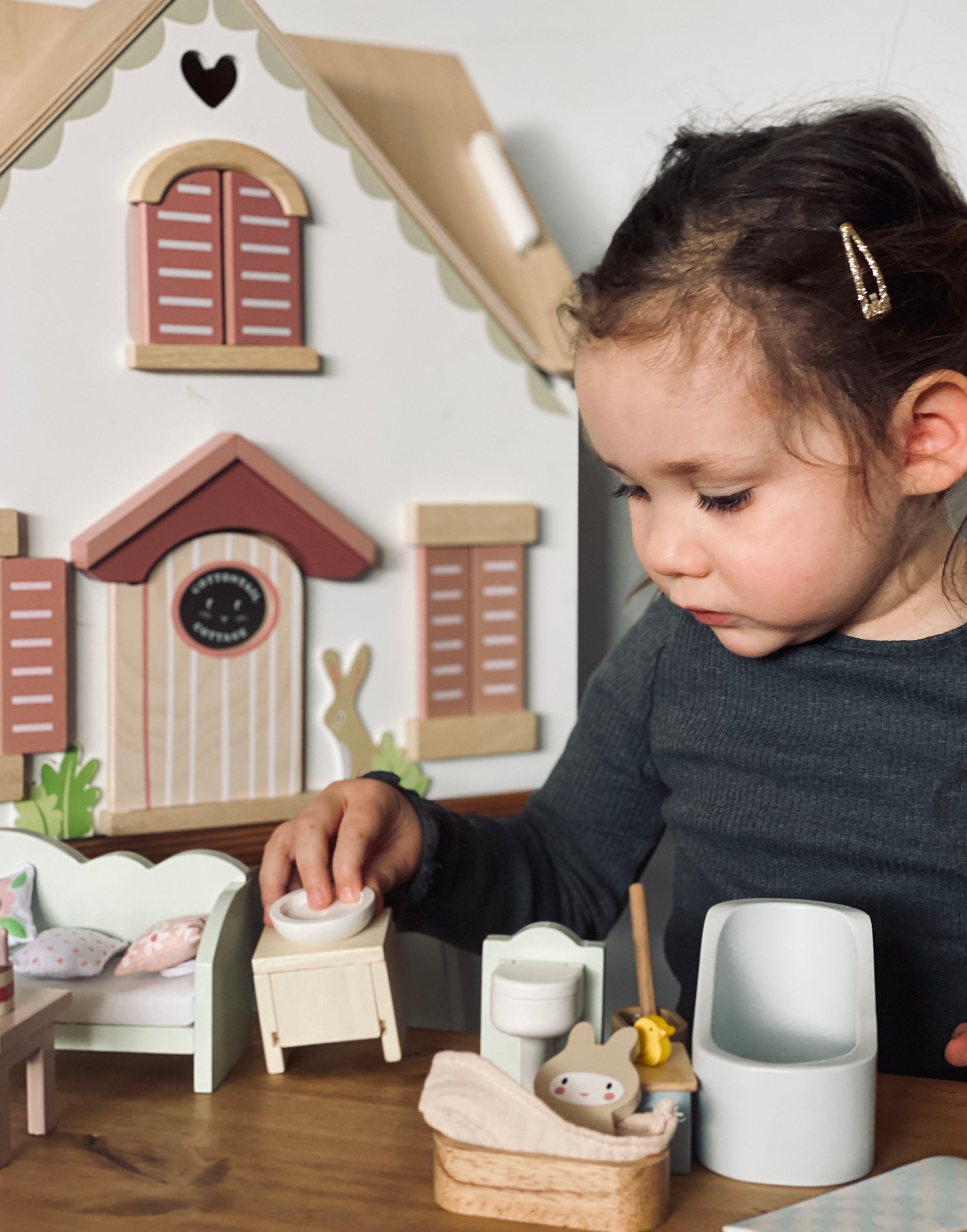 Cottontail Cottage Wooden Dolls House