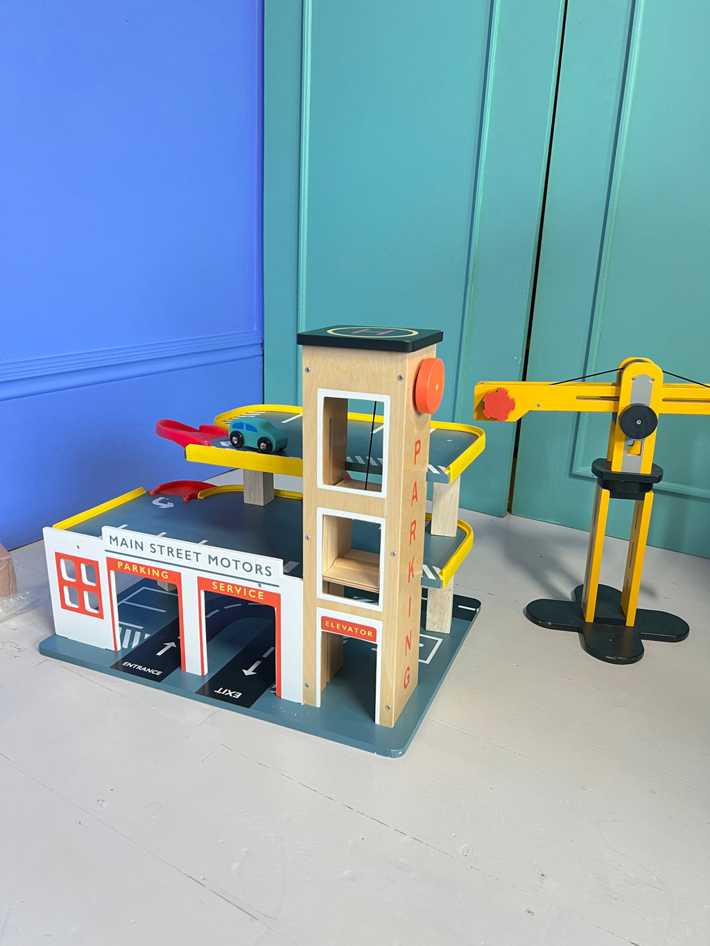 Wooden Multi Level Garage with Lift Playset