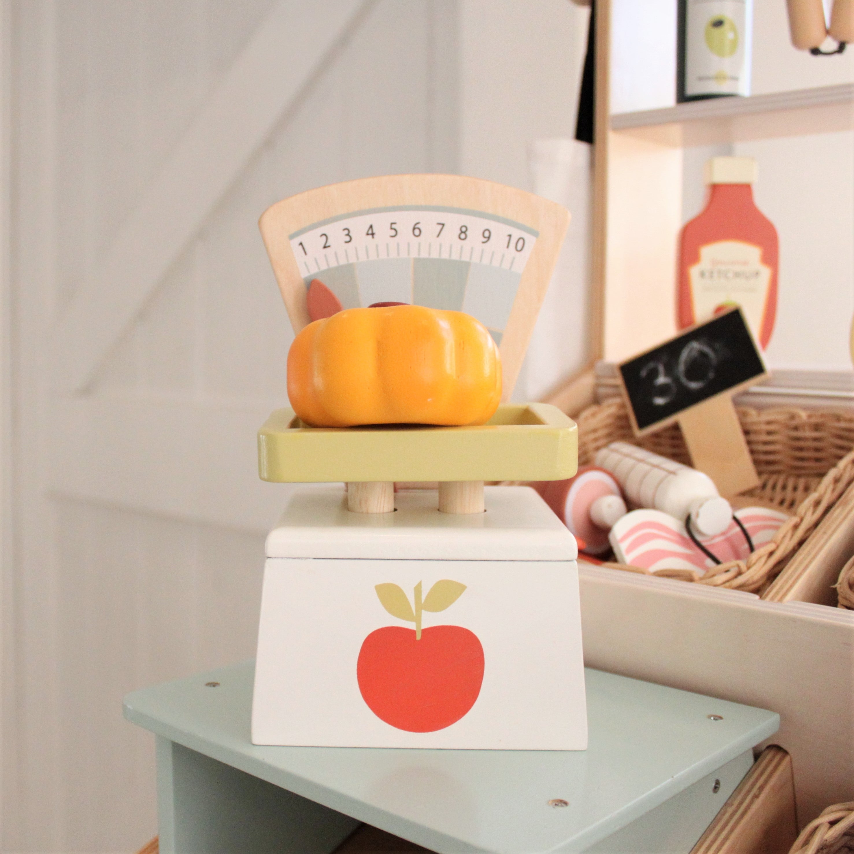 Tender Leaf Toys Market Weighing Scales
