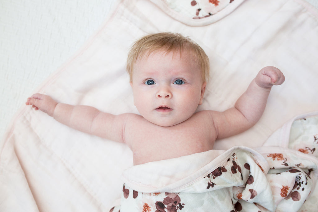 Lulujo - Baby Quilt - Eucalyptus (120 x 120cm)