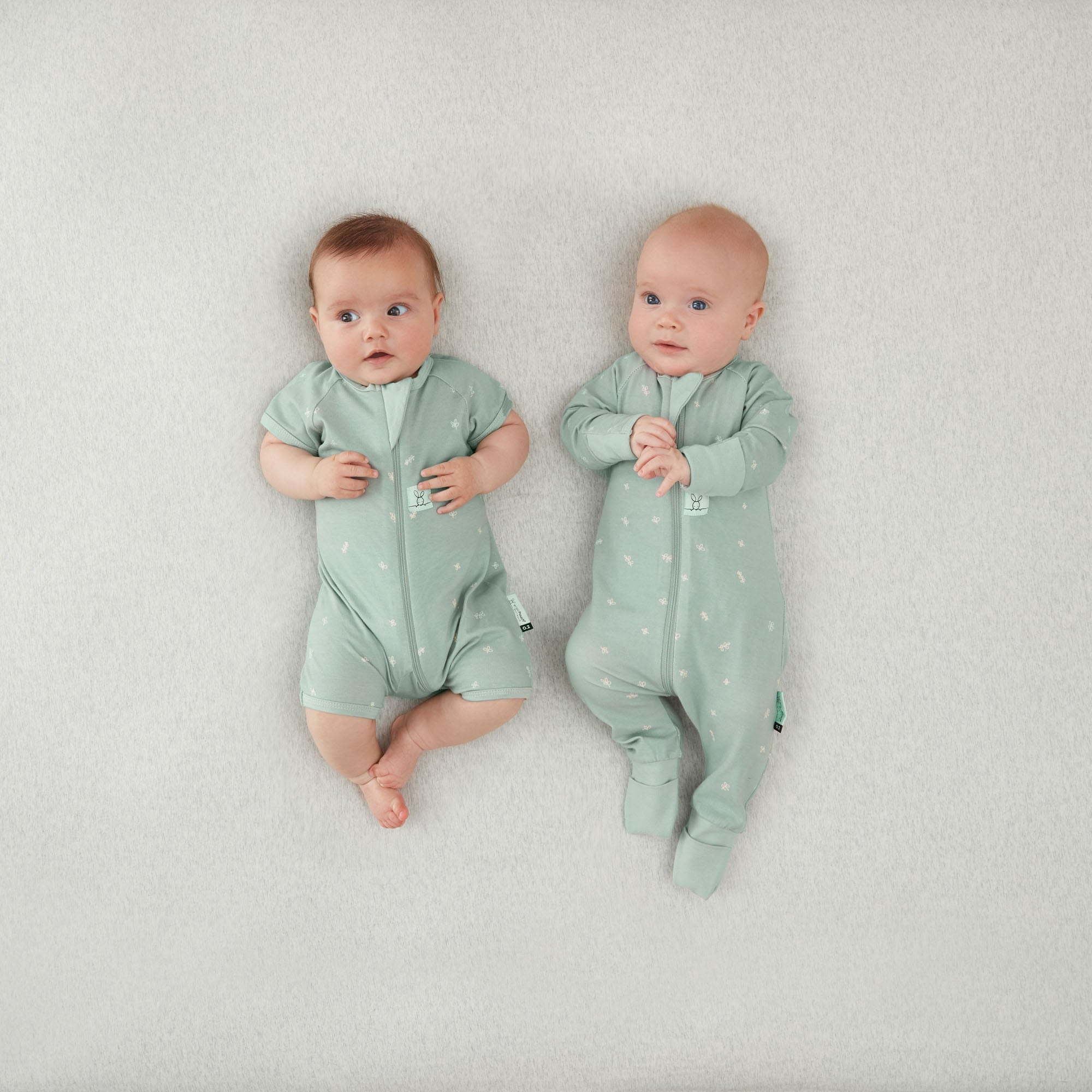 ergoPouch - Organic Layers Long Sleeve Babygrow Sleepsuit Sage - Mild 0.2 TOG