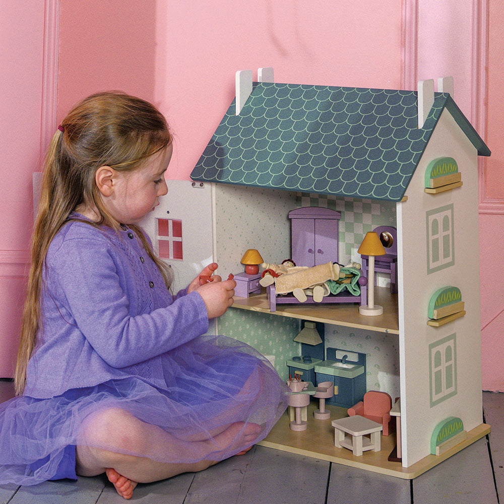 Mentari Willow Dolls House
