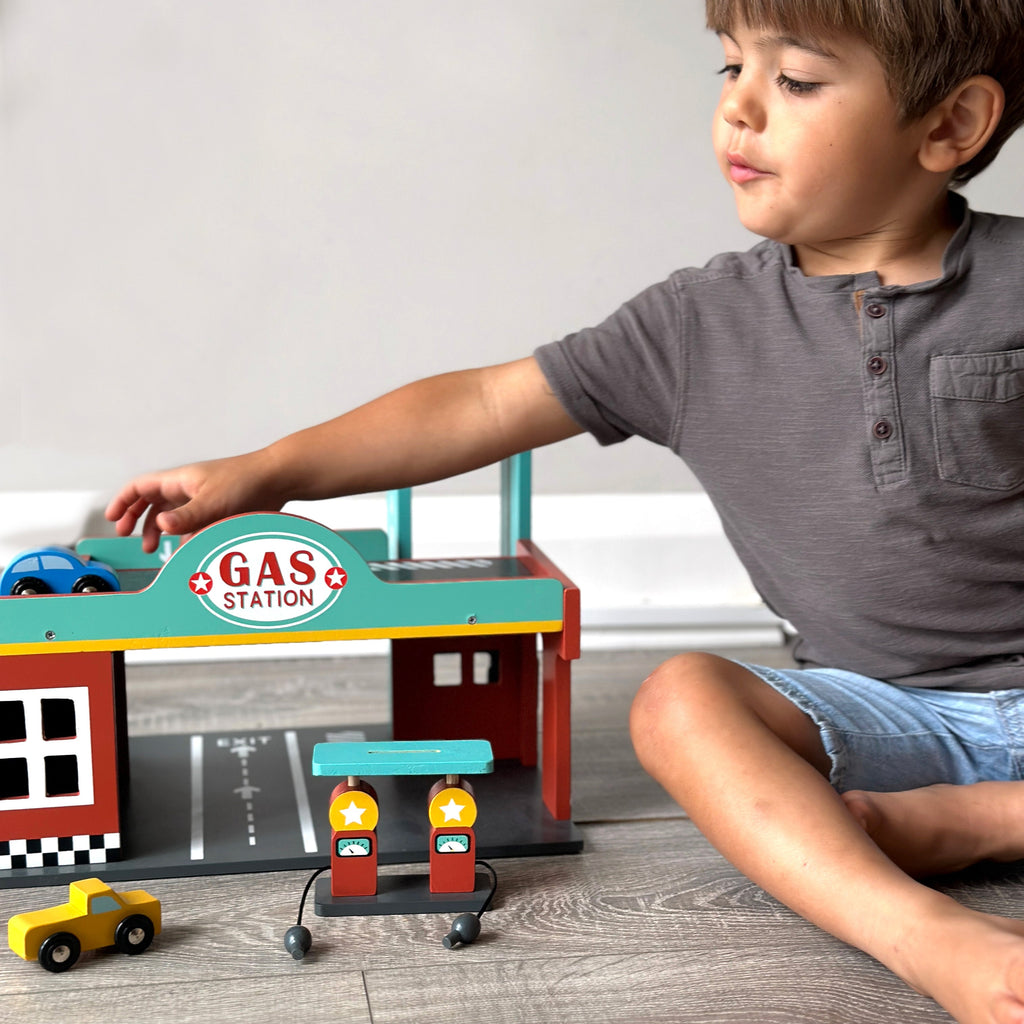 Wooden Play Gas Station