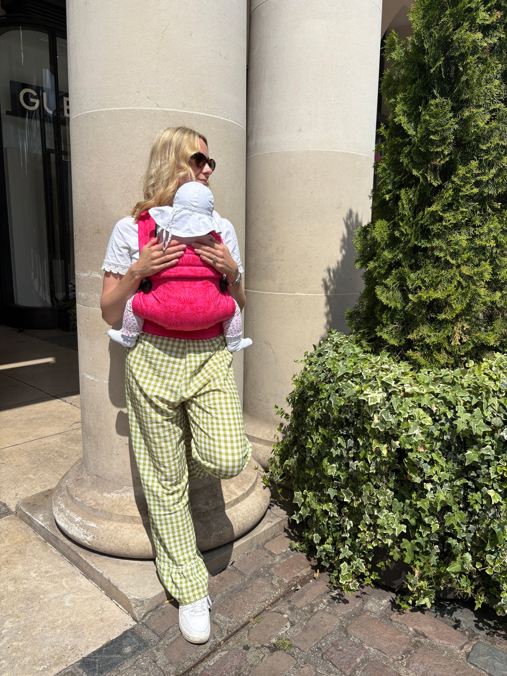 Bizzi Growin Nomad Air Baby Carrier - ROAR!