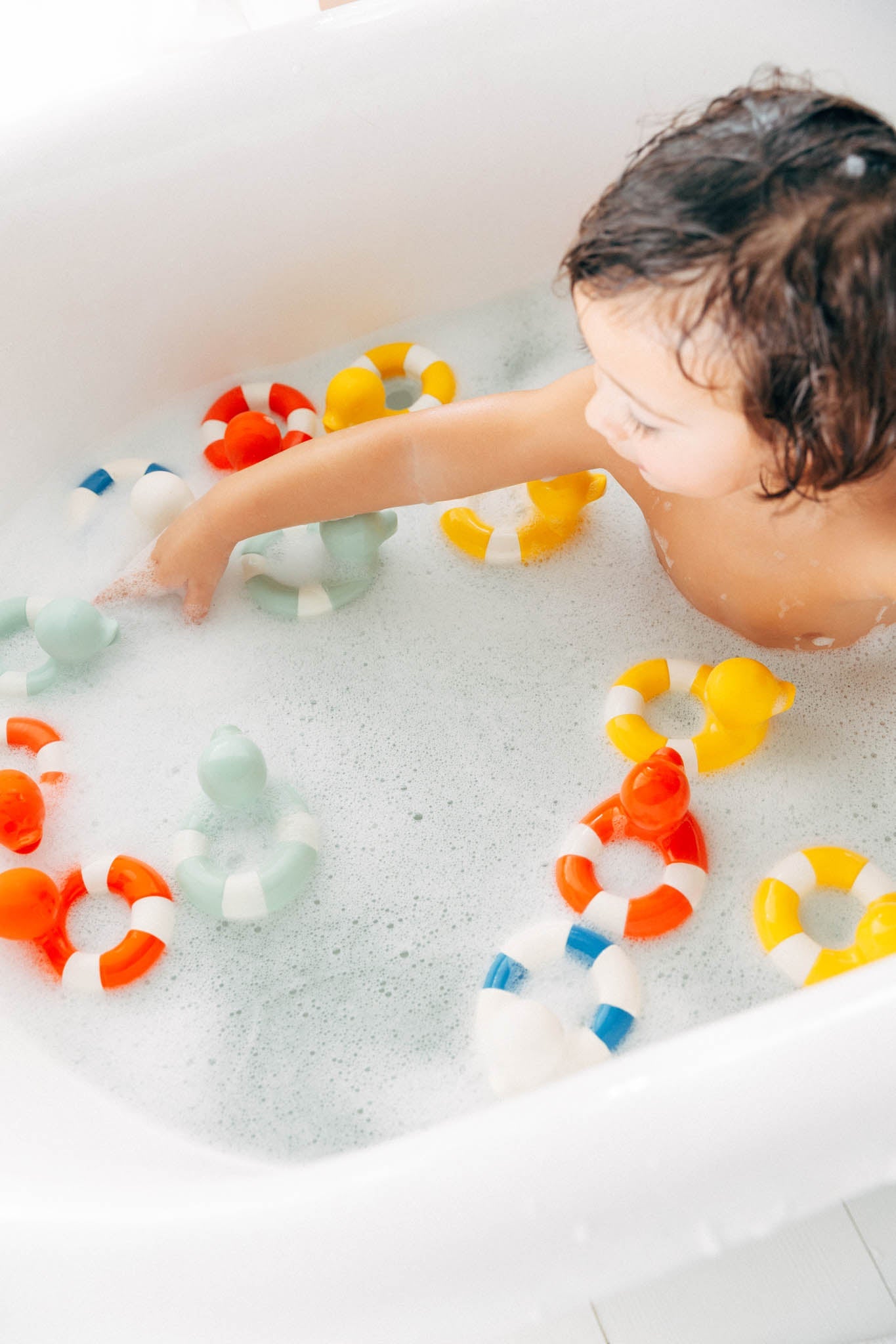 Oli & Carol Floatie Duck Red Bath Toy / Teether