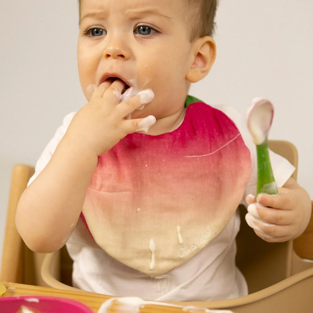 Oli&Carol Ramona the Radish Feeding Bib