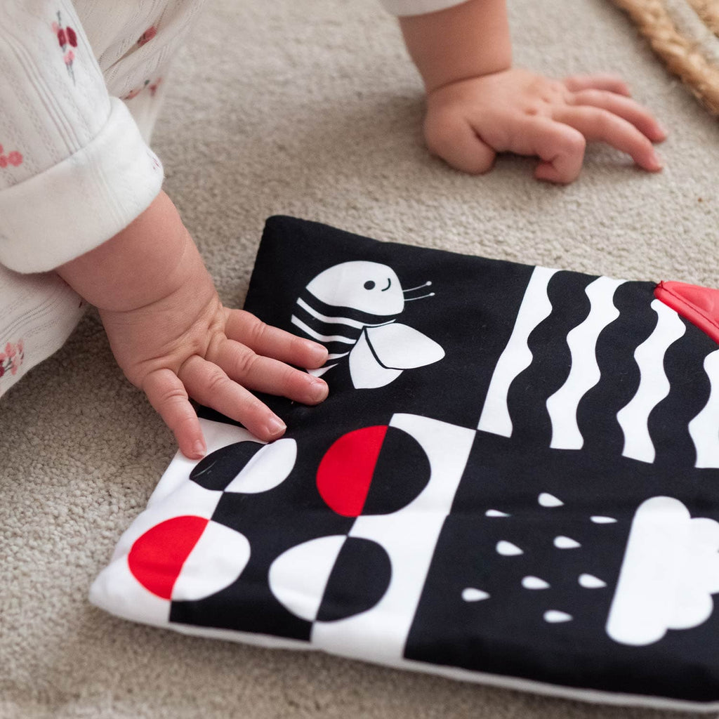 Priya & Peanut Sensory Crinkle Square