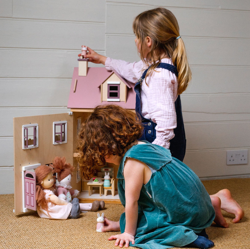 Tender Leaf Toys Foxtail Villa Dolls House with Furniture