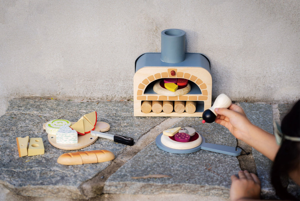 Tender Leaf Wooden Make Me A Pizza!