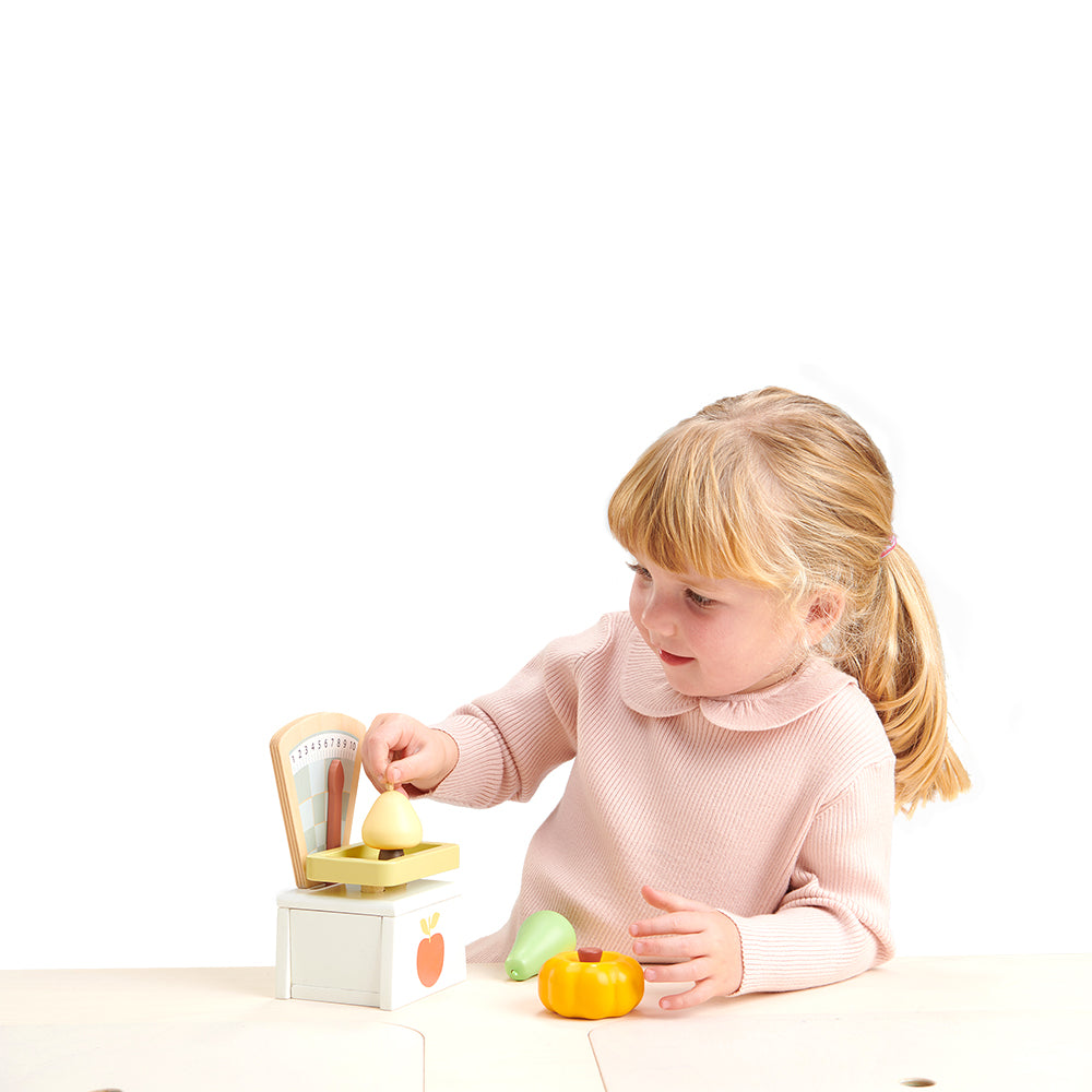 Tender Leaf Toys Market Weighing Scales