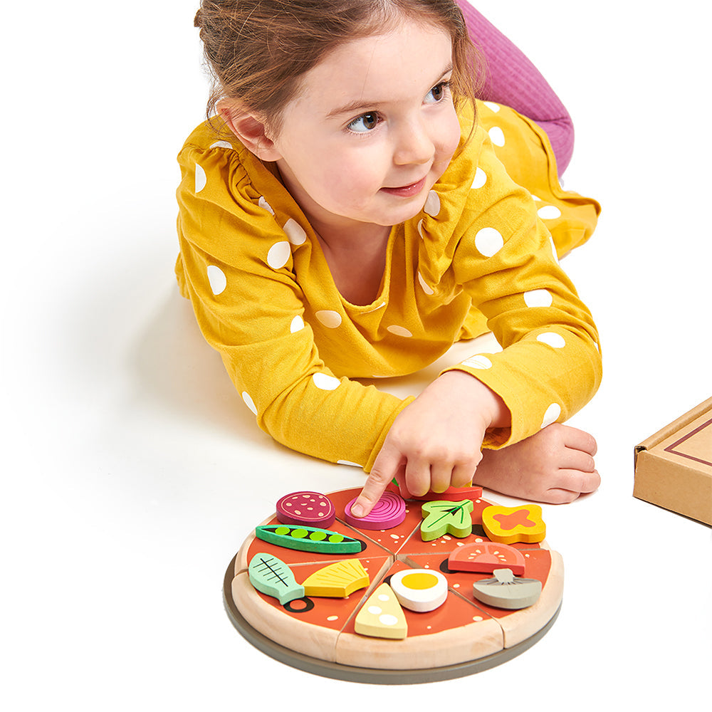 Tender Leaf Wooden Pizza Party