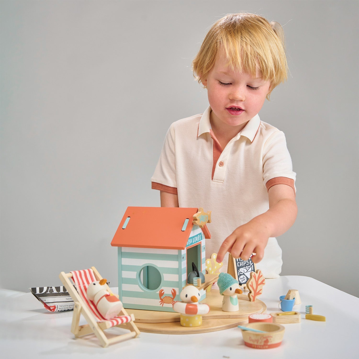 Wooden Sandy's Beach Hut Playset