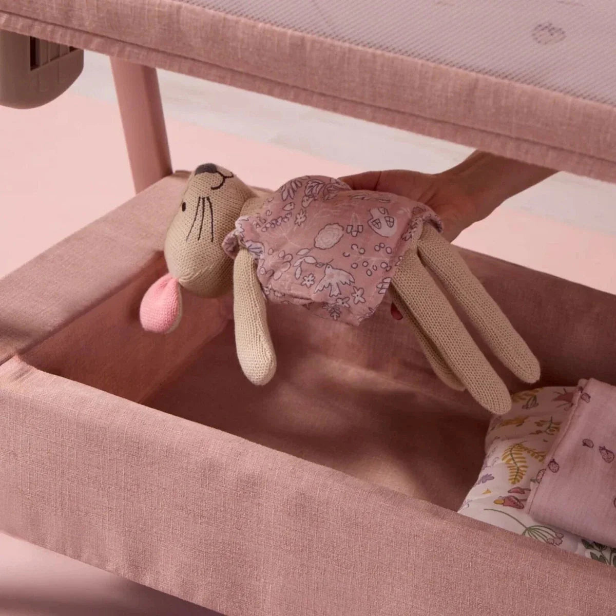 Tutti Bambini CoZee Zen Bedside Crib - Blush