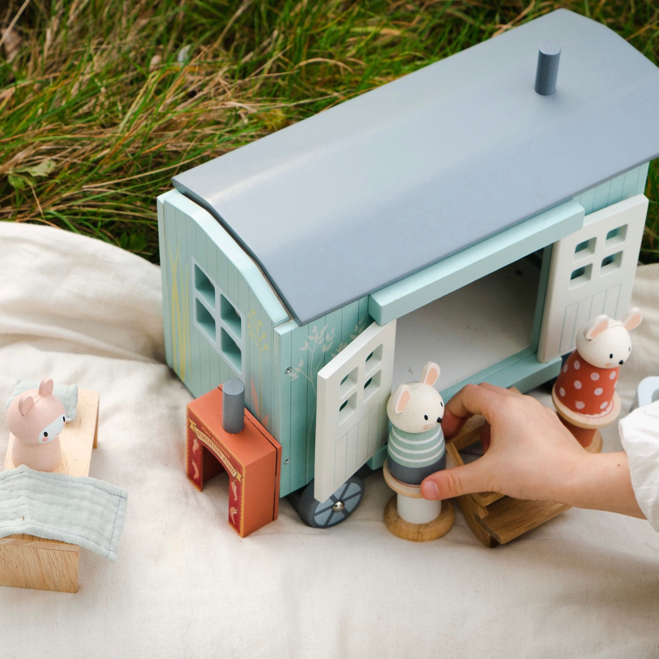 Wooden Secret Meadow Shepherds Hut Playset