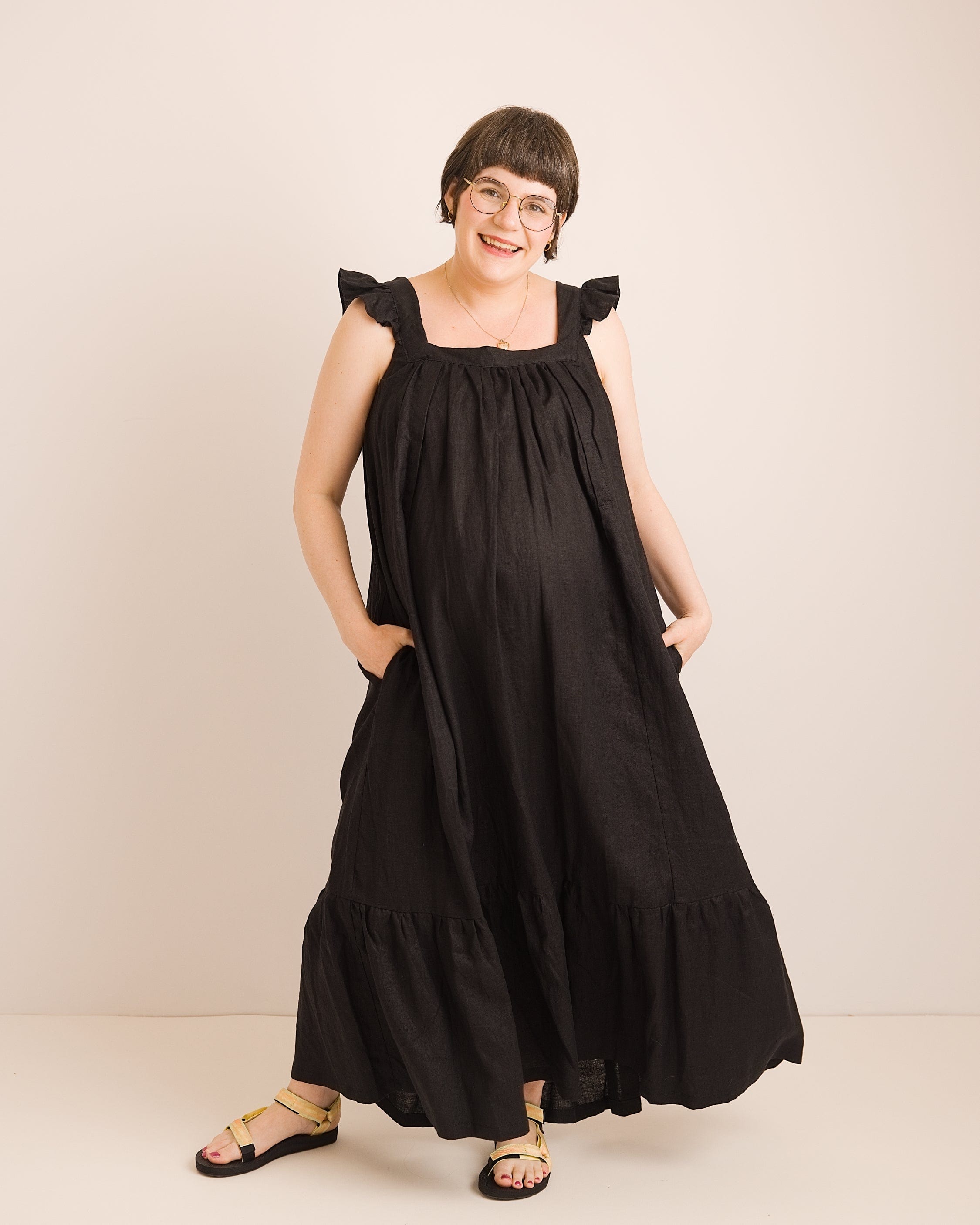 Journy Airi Maternity / Breastfeeding Linen Maxi Dress - Black