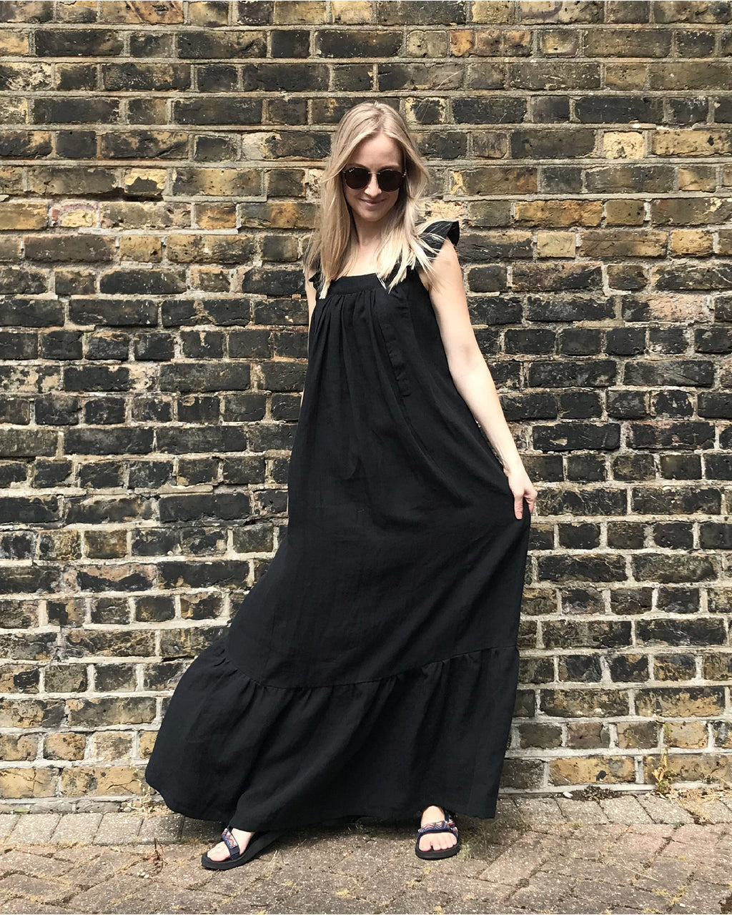 Journy Airi Maternity / Breastfeeding Linen Maxi Dress - Black