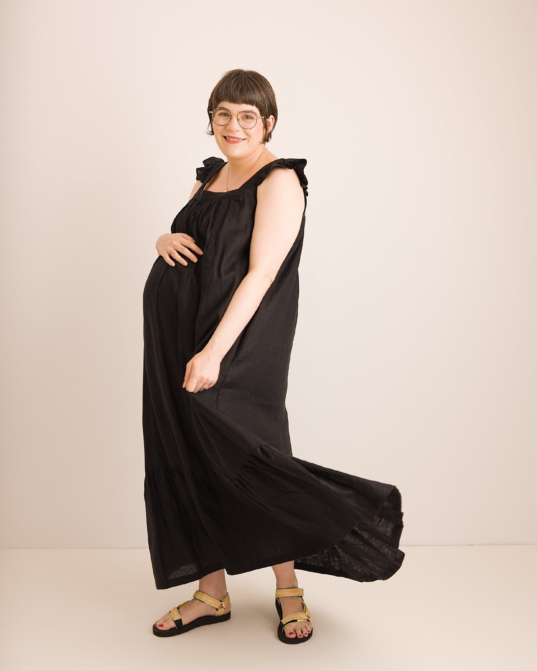 Journy Airi Maternity / Breastfeeding Linen Maxi Dress - Black