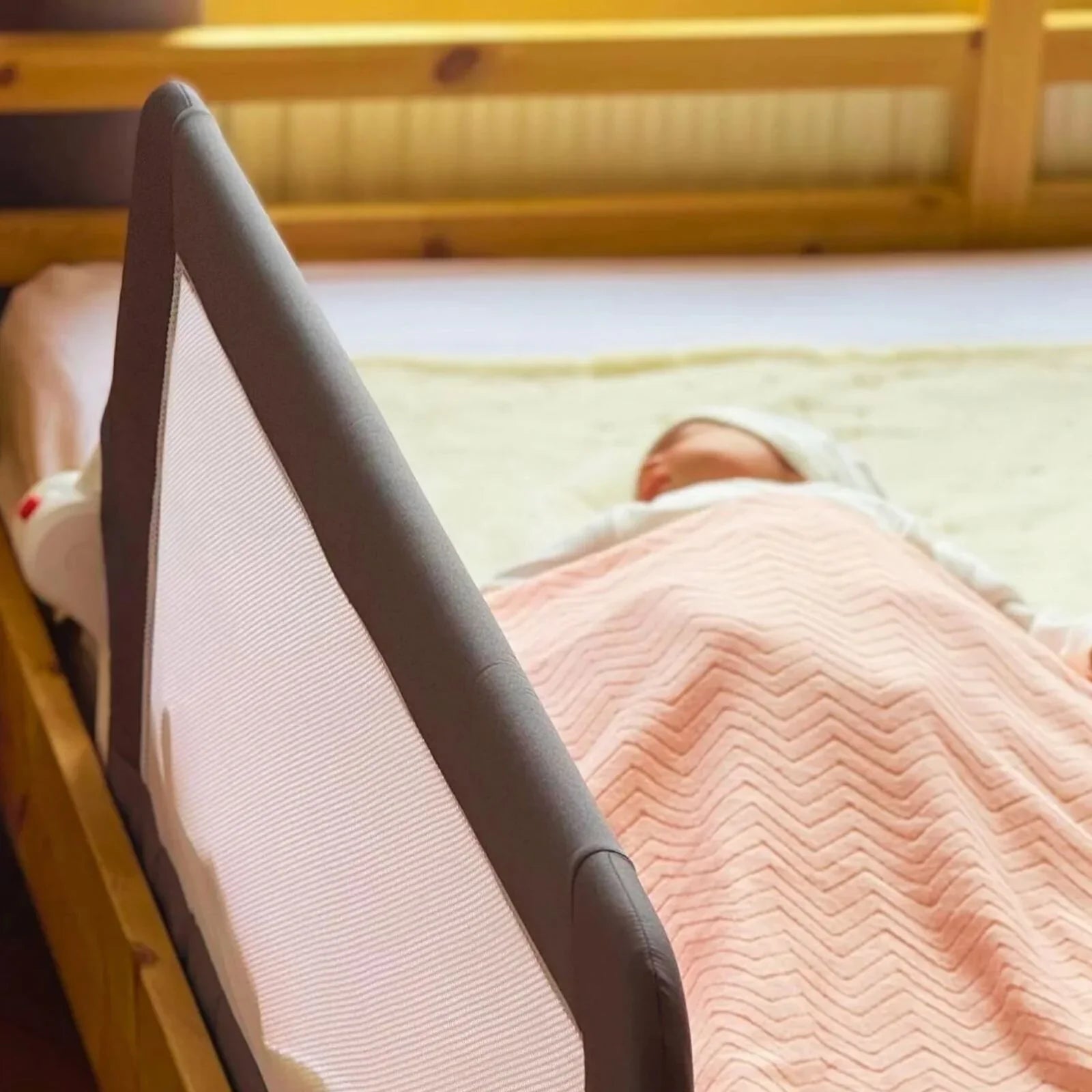 baby plus Bed Rail / Guard - 120cm - White - Baby&More