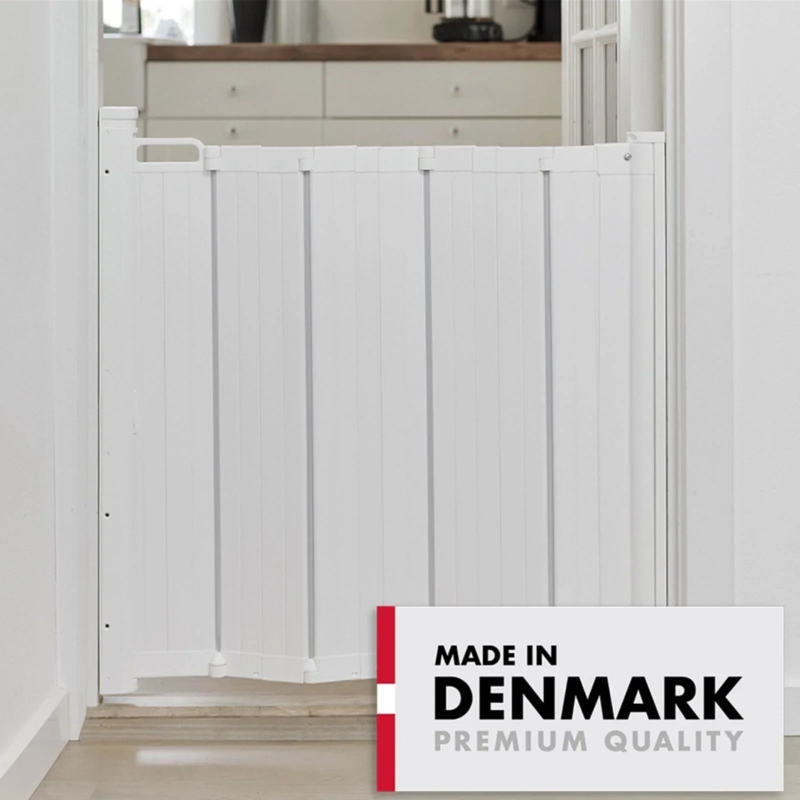 BabyDan Supreme Alma Autofoldable Safety Guard - Baby&More