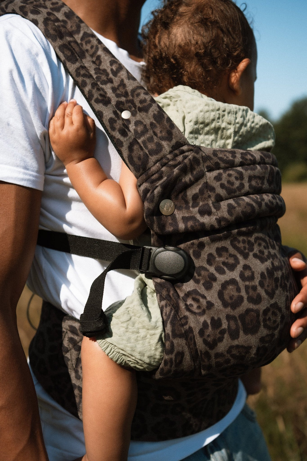 Bizzi Growin Nomad Air Animal Print Baby Carrier - Jaguar - Baby&More