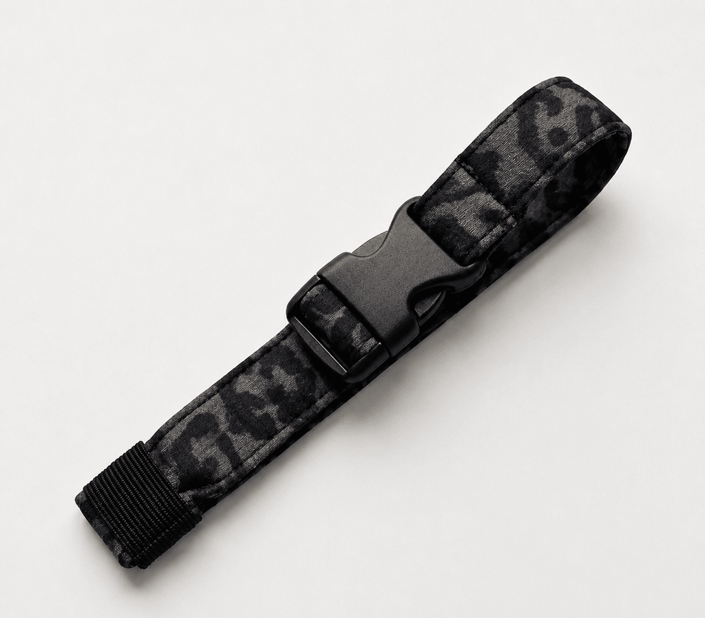 Bizzi Growin Nomad Cinch Belt - Forward Facing Carrying Accessory - Jaguar - Baby&More