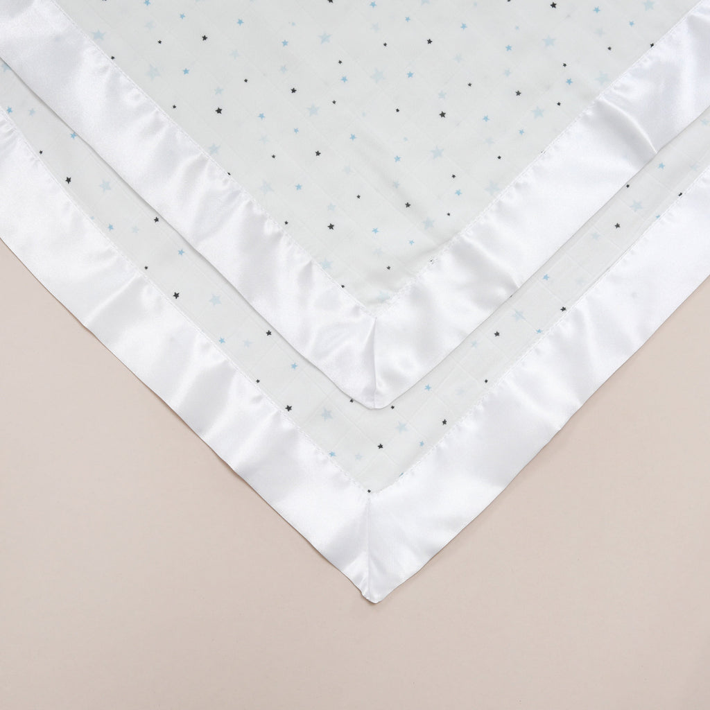 Bullabaloo Blue Stars Comforter Blanket - White Satin - 2 Pack