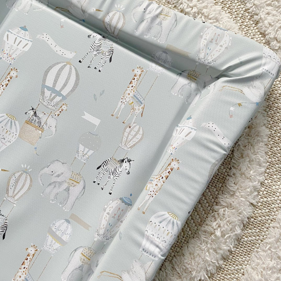 Bobbin and Bumble Standard Changing Mat - Hot Air Balloons Print - Baby&More